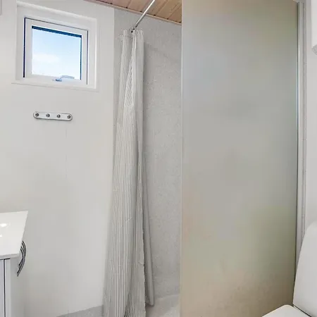 Brun - 900m From The Sea By Interhome Bøtø By
