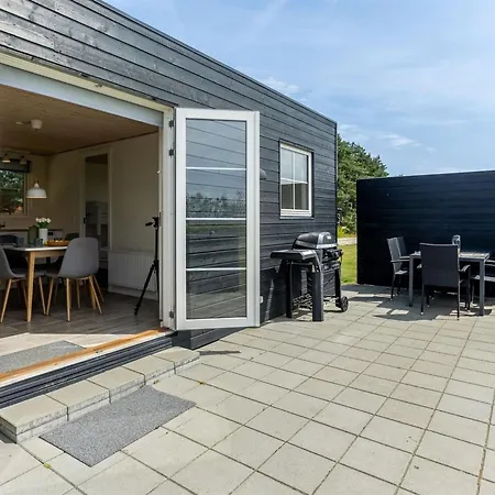Brun - 900m From The Sea By Interhome * Bøtø By